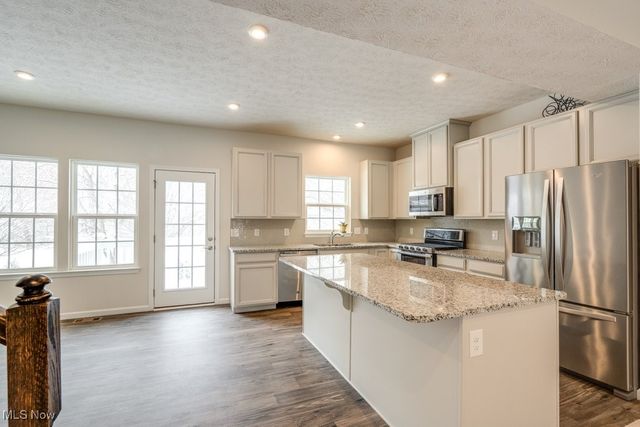 1173 Bean Lane, Akron, OH 44313