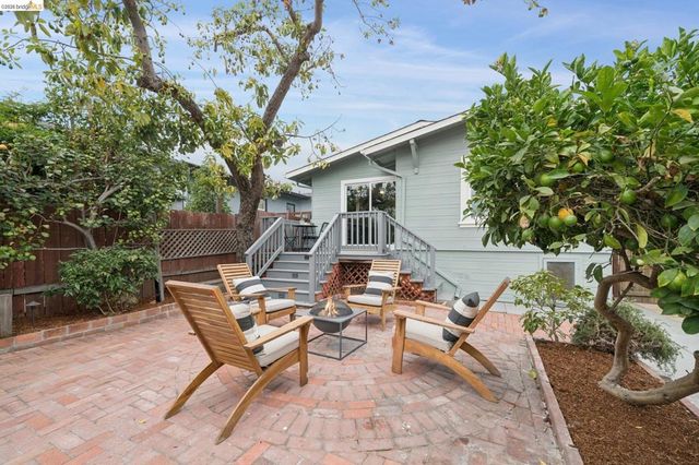4261 Suter Street, Oakland, CA 94619
