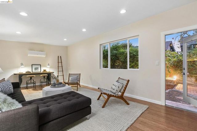 4261 Suter Street, Oakland, CA 94619