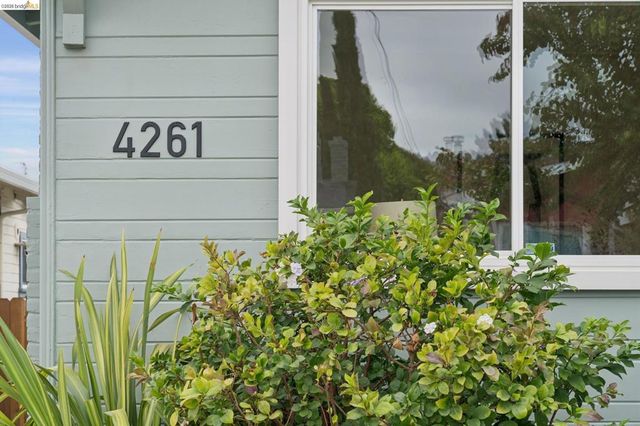 4261 Suter Street, Oakland, CA 94619
