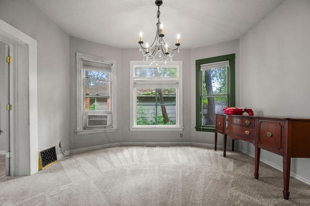 2511 Upton Avenue N, Minneapolis, MN 55411