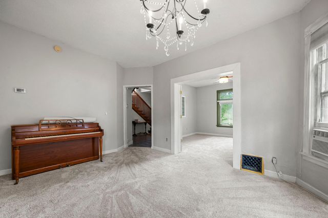 2511 Upton Avenue N, Minneapolis, MN 55411