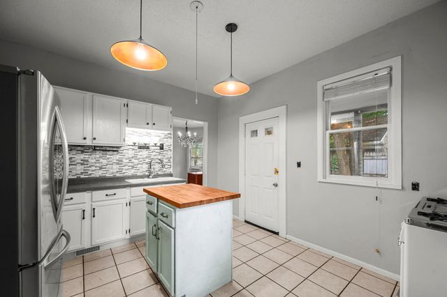 2511 Upton Avenue N, Minneapolis, MN 55411