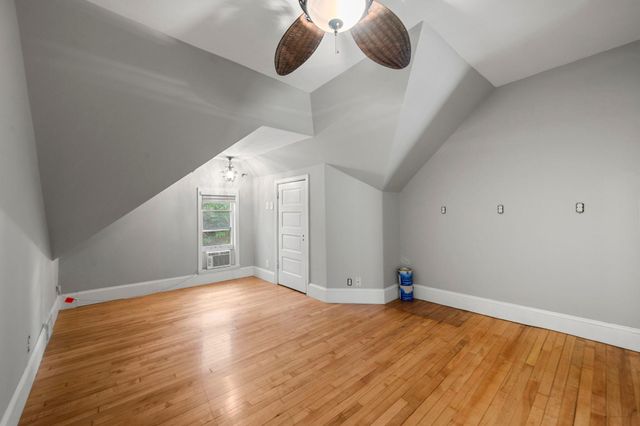 2511 Upton Avenue N, Minneapolis, MN 55411