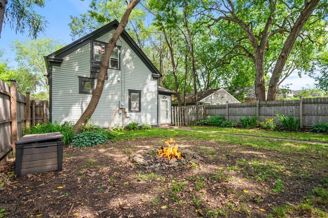 2511 Upton Avenue N, Minneapolis, MN 55411
