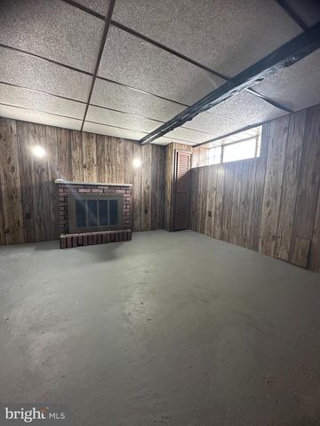 6502 ALGARD ST, Philadelphia, PA 19135