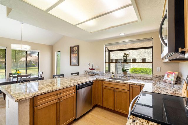 41451 Kansas Street, Palm Desert, CA 92211