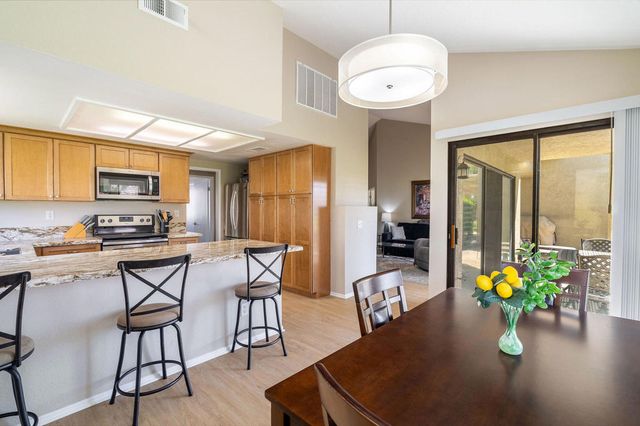 41451 Kansas Street, Palm Desert, CA 92211