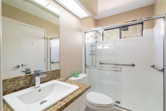 41451 Kansas Street, Palm Desert, CA 92211