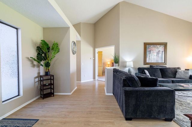 41451 Kansas Street, Palm Desert, CA 92211