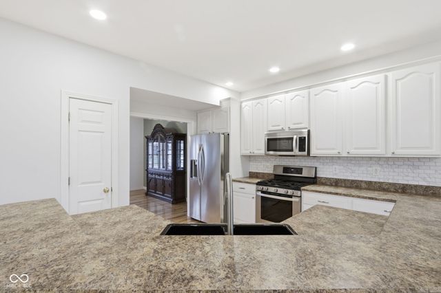 4201 W Coffey Lane, Bloomington, IN 47404