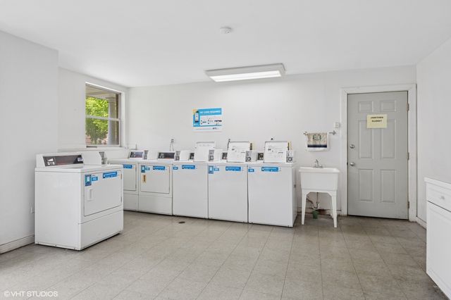 415 Wesley Avenue 45, Oak Park, IL 60302