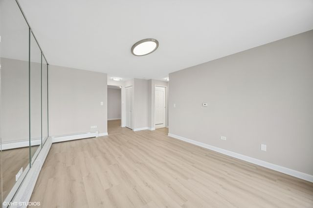415 Wesley Avenue 45, Oak Park, IL 60302