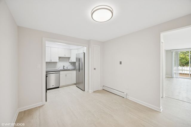 415 Wesley Avenue 45, Oak Park, IL 60302