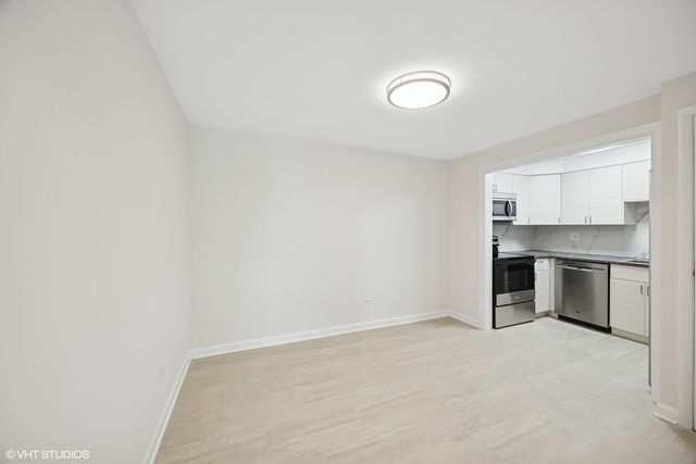 415 Wesley Avenue 45, Oak Park, IL 60302