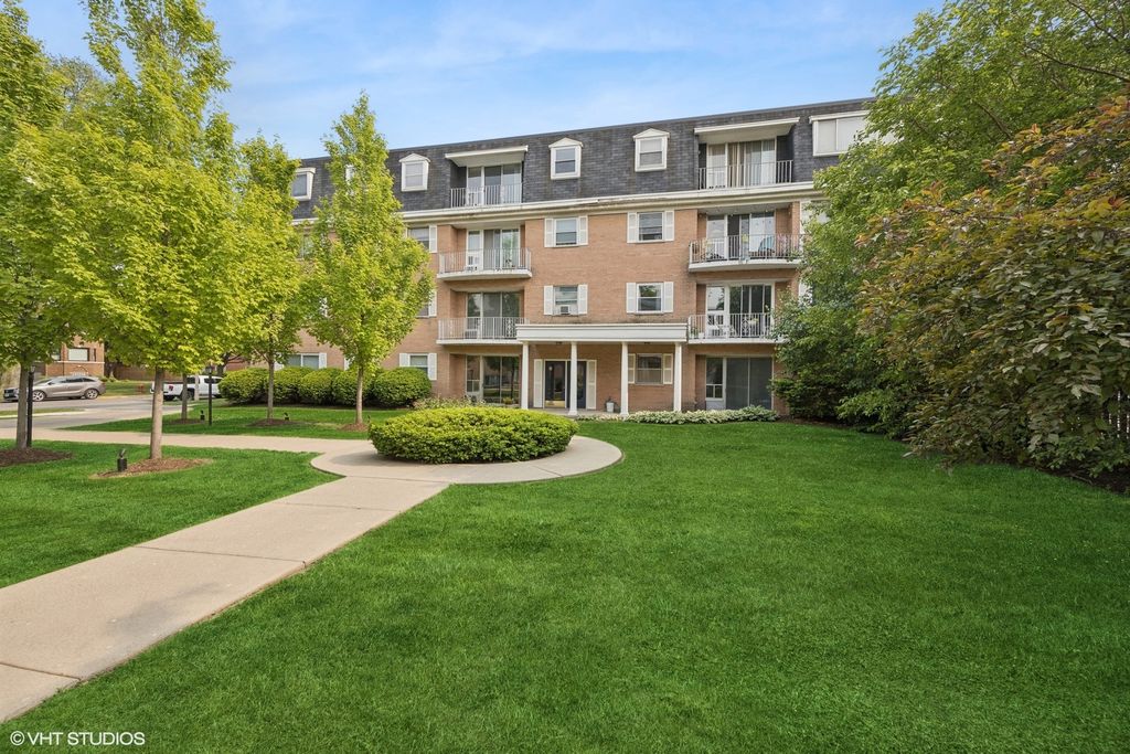 415 Wesley Avenue 45, Oak Park, IL 60302