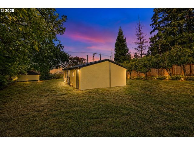 11515 Nw LAIDLAW Rd, Portland, OR 97229