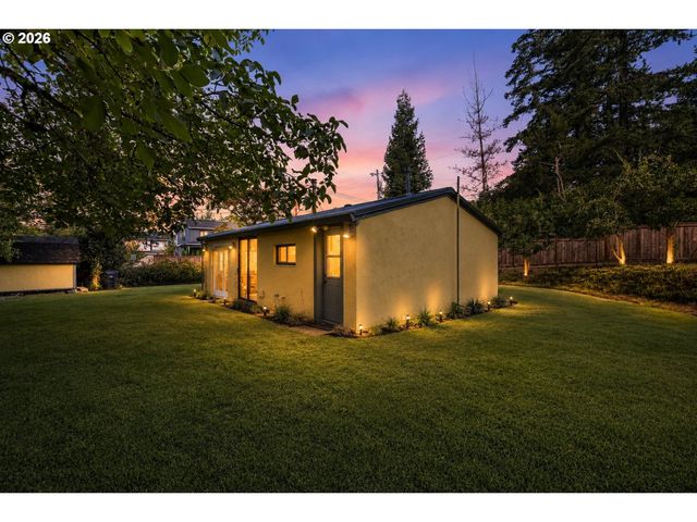11515 Nw LAIDLAW Rd, Portland, OR 97229