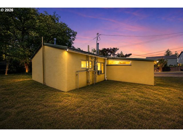 11515 Nw LAIDLAW Rd, Portland, OR 97229