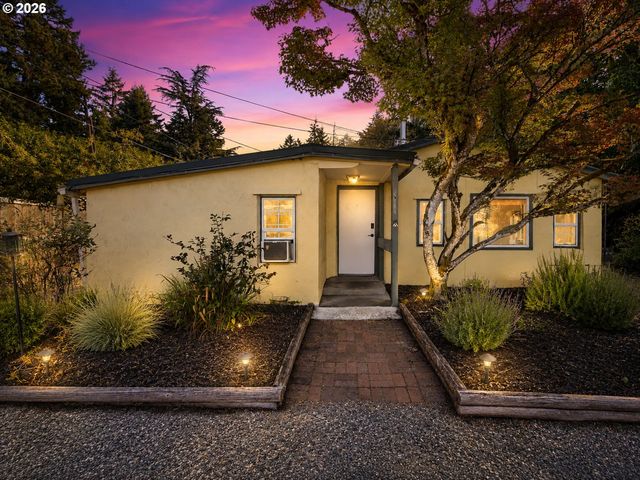 11515 Nw LAIDLAW Rd, Portland, OR 97229