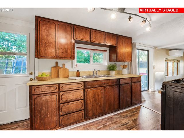11515 Nw LAIDLAW Rd, Portland, OR 97229