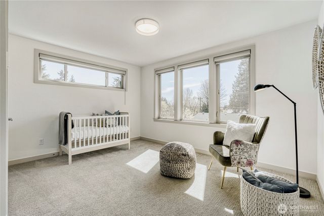 10719 Densmore Avenue N, Seattle, WA 98133