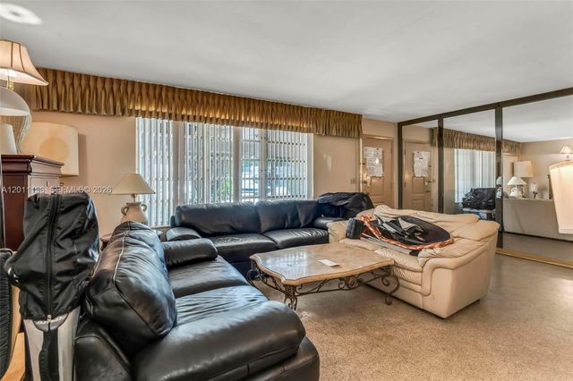316 N 28th Ave, Hollywood, FL 33020