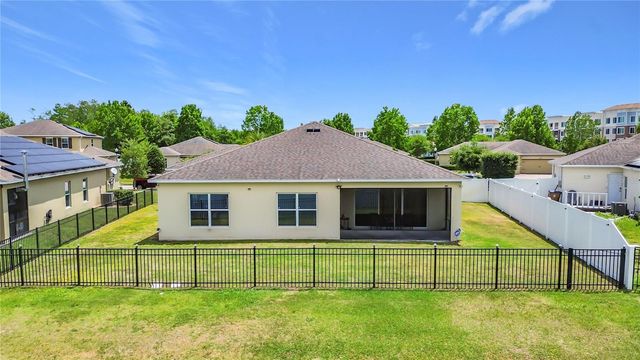 417 BLUE LAKE CIRCLE, Kissimmee, FL 34758