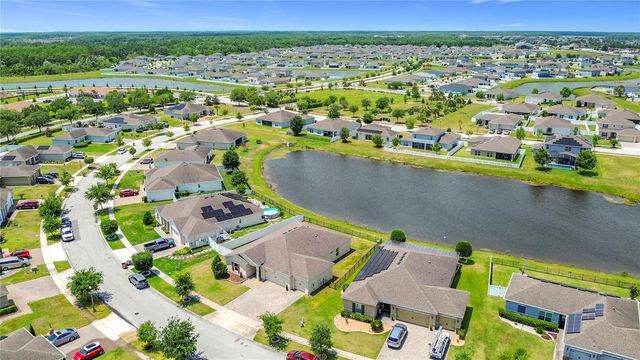 417 BLUE LAKE CIRCLE, Kissimmee, FL 34758