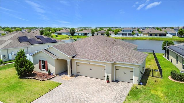 417 BLUE LAKE CIRCLE, Kissimmee, FL 34758