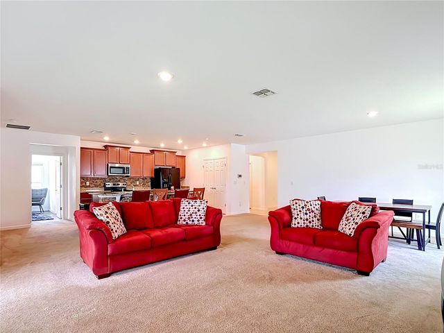 417 BLUE LAKE CIRCLE, Kissimmee, FL 34758
