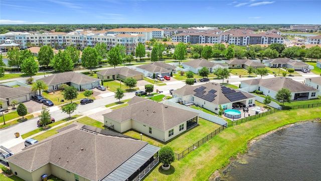 417 BLUE LAKE CIRCLE, Kissimmee, FL 34758