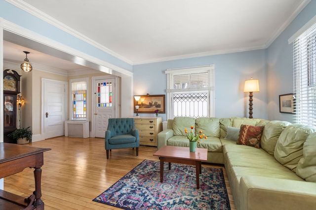 6 Hancock St, Winchester, MA 01890