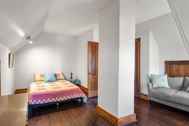 6 Hancock St, Winchester, MA 01890