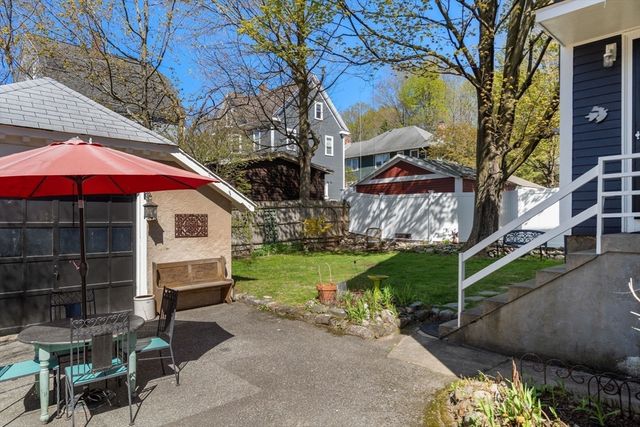 6 Hancock St, Winchester, MA 01890
