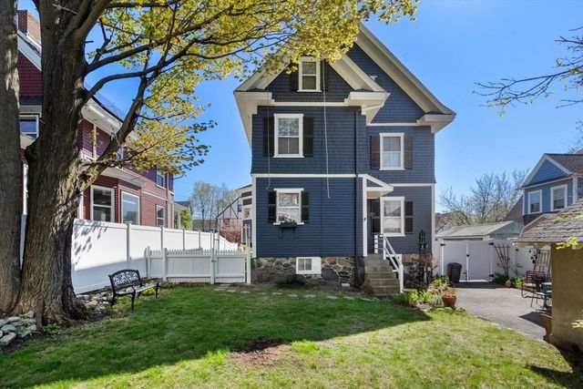 6 Hancock St, Winchester, MA 01890