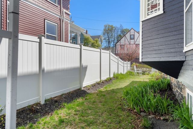 6 Hancock St, Winchester, MA 01890