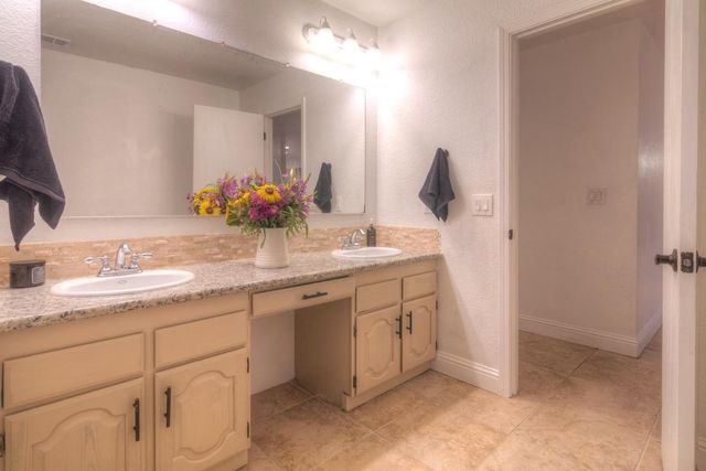 7535 Baldwin St, Valley Springs, CA 95252