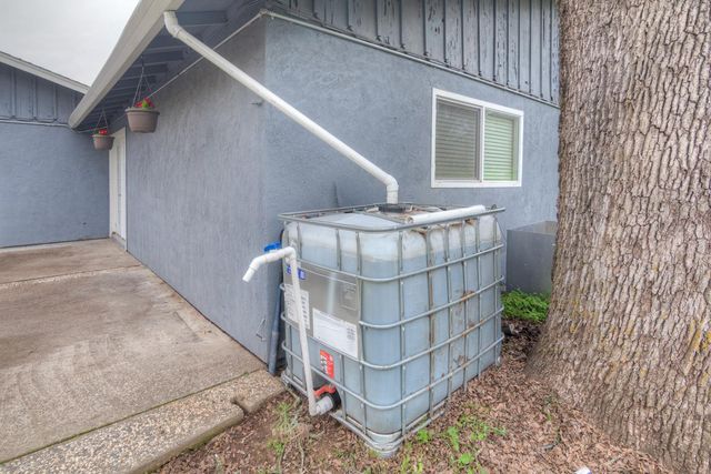 7535 Baldwin St, Valley Springs, CA 95252