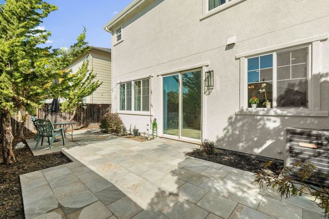 663 Falling Star Drive, Martinez, CA 94553