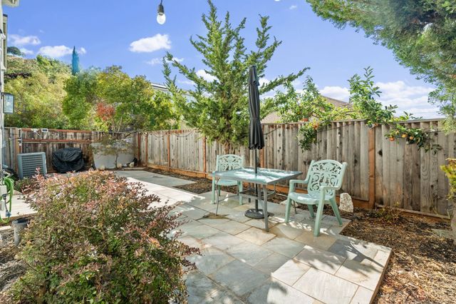 663 Falling Star Drive, Martinez, CA 94553