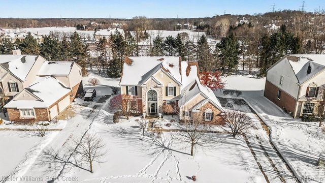 4179 Wincrest Lane, Oakland Charter Township, MI 48306