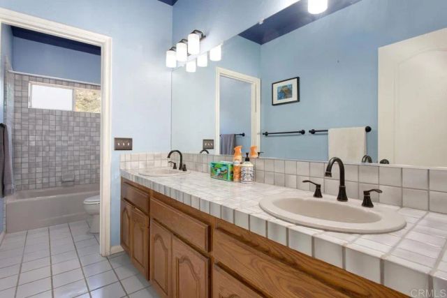 15979 Gantry Way, Ramona, CA 92065