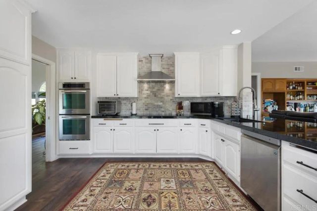 15979 Gantry Way, Ramona, CA 92065