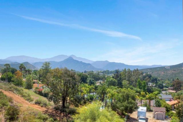 15979 Gantry Way, Ramona, CA 92065
