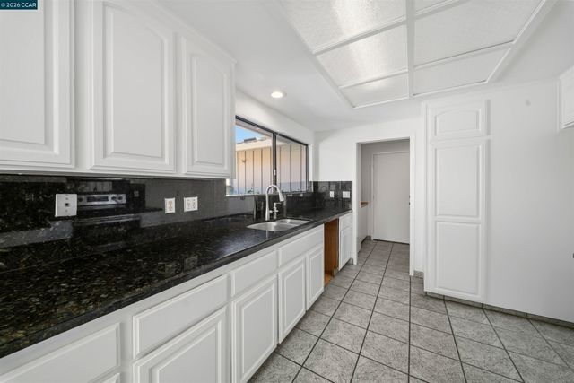 2124 Presidio Ct, Danville, CA 94526