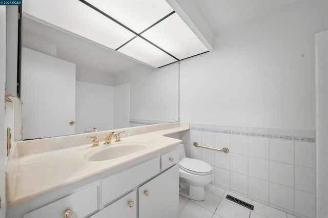 2124 Presidio Ct, Danville, CA 94526