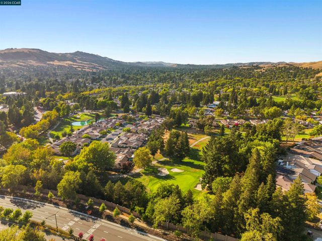 2124 Presidio Ct, Danville, CA 94526