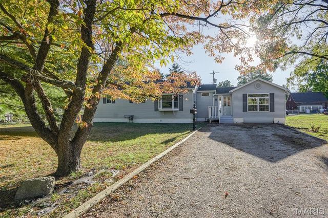 9 N Delaware Avenue, Belleville, IL 62221