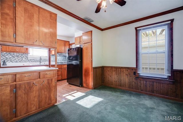 9 N Delaware Avenue, Belleville, IL 62221